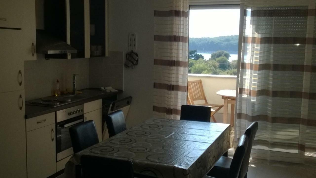 Apartment Vjera Пунат Екстериор снимка